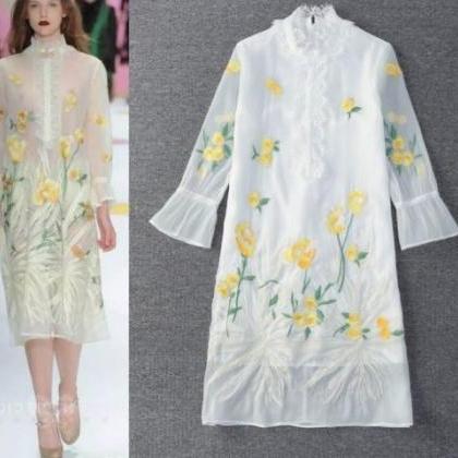 Sales Spring Floral Pattern Heavy Embroidery..