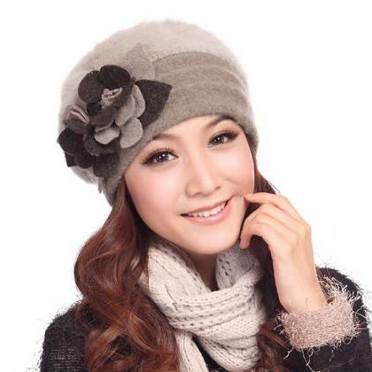 Women Floral Winter Wool Rabbit Fur Ski Warm Hat..