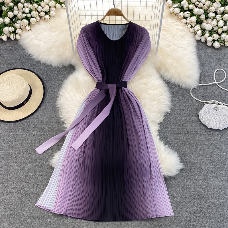 Sparkly Summer Women Pleated Purple Gradient Color Change Sleeveless Round Neck Waist Belt Band Size Loose Dress