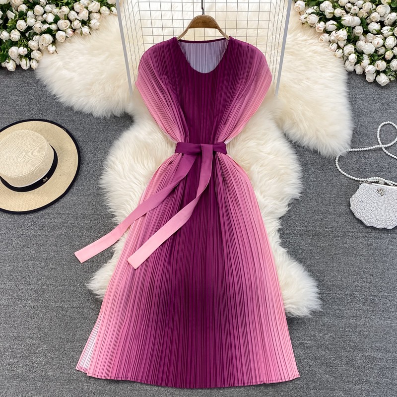 Great Look Summer Women Pleated Pink Gradient Color Change Sleeveless Round Neck Waist Belt Band Size Loose Dress