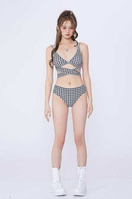 Women Amazing Hollow Out Black Geometric Print Pattern Bandage Bra Panty set Swimsuit Bikini