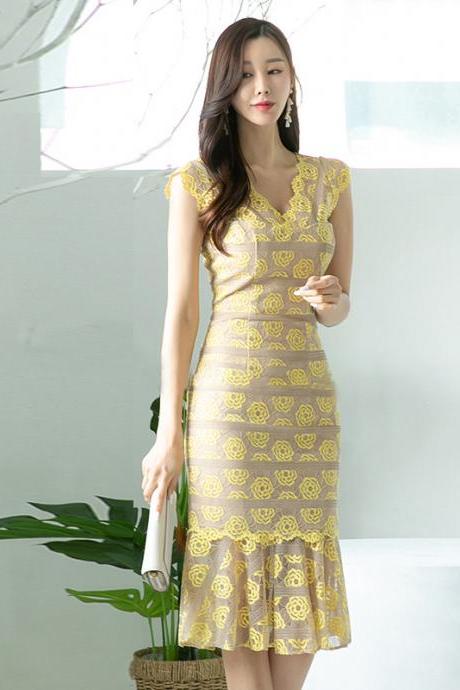 Perfect Look Summer Temperament Ladies V-neck Mid Length Ruffled Lace Fishtail Skirt Dress