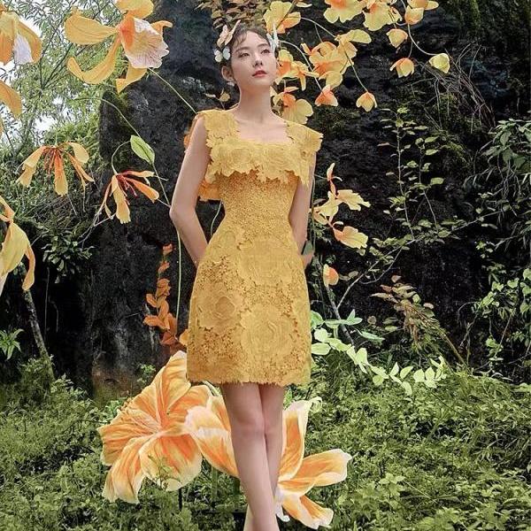Spring Yellow Square Neck Lace Sweet Embroidery Luxury Sleeveless A Line Dress